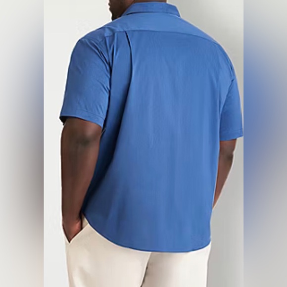 Van Heusen Big & Tall Men’s Wrinkle Resistant Short Sleeve Button Down XLT - Picture 2 of 11